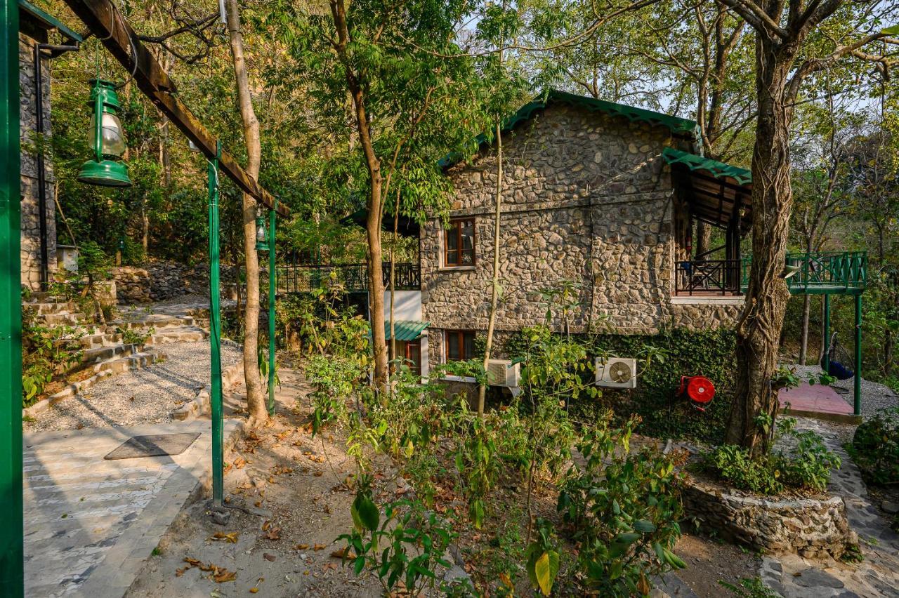 Neemrana'S Glasshouse On The Ganges Rišikéš Exteriér fotografie