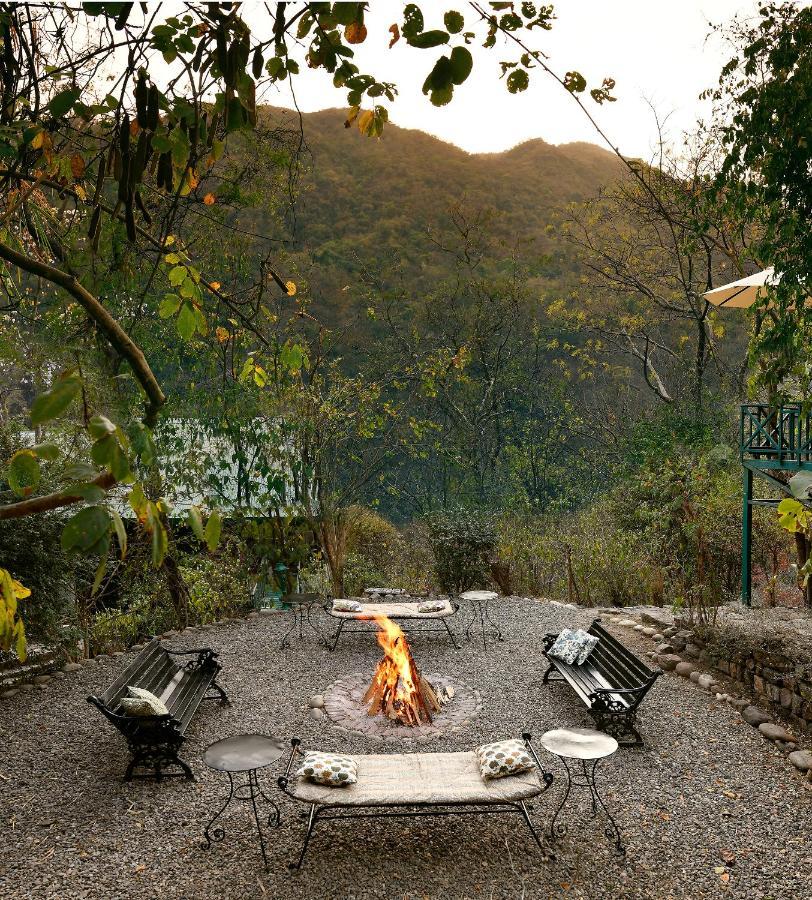 Neemrana'S Glasshouse On The Ganges Rišikéš Exteriér fotografie